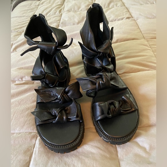 All Saints Leather Bow Gladiator Shoes - Picture 2 of 9